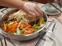 -黄记煌三汁焖锅(新佳丽江汉路店)