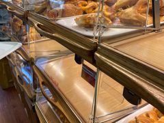 面包甜点陈列柜-新侨三宝乐面包店(崇文门店)