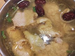 -燕子煨汤(山海关路店)