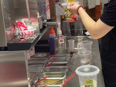 -须尽欢·冰淇淋&中国茶(翔殷路店)