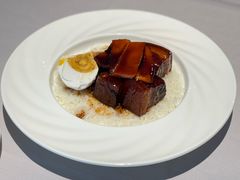 咸蛋目鱼红烧肉-屋里厢上海菜馆