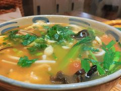 三鲜米线-云上千禾(水上店)