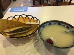 -驴公驴婆(曹杨店)