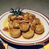 特别是西班牙蒜香油爆虾，又被惊艳到，虾肉q弹紧致