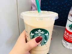 -星巴克(深圳北站B5检票口)