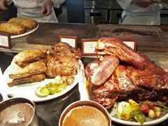 烤牛肉巴西烤肉-白天鹅宾馆·流浮阁咖啡厅