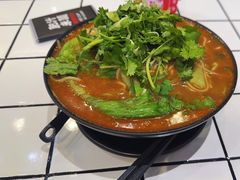 -肥汁米蘭香港米线(长宁来福士店)