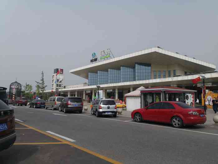 涿州服务区-"挺大的服务区,涿州服务区,品类,配套设施.