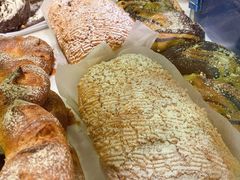 蔓越莓南瓜籽黑麦法包-PAPER STONE BAKERY(天汇广场店)