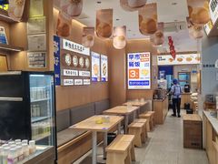 -李与白包子铺(桐梓林店)