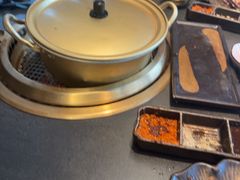 -铭牛烧肉·和牛海鲜自助(高新月牙湖店)