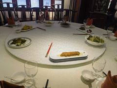 -梅龙镇酒家(南京西路总店)
