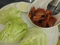 生菜包招积肉-叙兴楼(礼东财记农庄分店)
