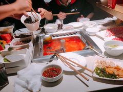 -海底捞火锅鲜切牛肉主题店(长寿路店)