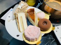 -淡尾·海鲜自助概念餐厅(虹桥南丰城店)