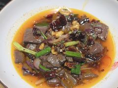 -亮欢寨酸汤鱼(沙冲路店)