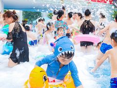 -欢乐水魔方水世界