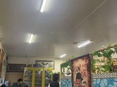 -东北烧烤铁锅炖水库鱼
