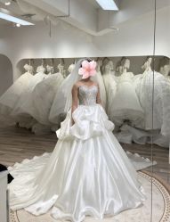 -HANSA韩纱婚纱礼服设计师集合店