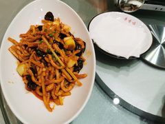 -辛香味烧鱼馆·非遗技艺·排骨红烧肉(光谷医药园店)