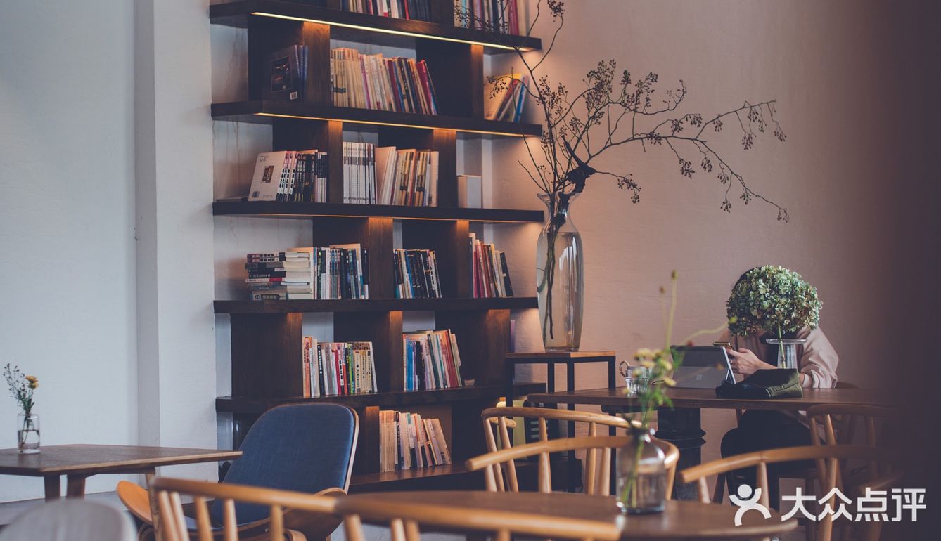 广州探店 | 藏在湖心森林里的绝美咖啡厅