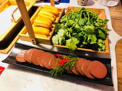 -尚尚仙·酸汤猪手·猪肚鸡火锅(华联万柳购物中心店)