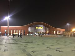 -哈尔滨西站(地铁站)