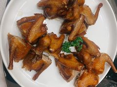 脆皮乳鸽-新南华大酒店(广中店)