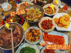 -神仙钵湘香土菜馆(光华路店)