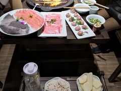 -红九格老火锅(三峡广场店)