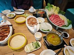 -龙聚德北京烤鸭(沙坪坝华宇A馆店)
