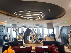 -TOP HAIR SALON