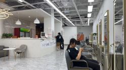 -阿三造型烫染•接发