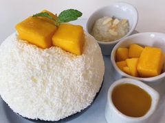 芒果雪冰-Cheevit Cheeva(Sirimangkalajarn)