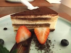 -Golden Lily河内巴黎法越料理餐厅(建国西路店)