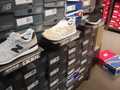 -New Balance(王府井奥莱·香江小镇店)