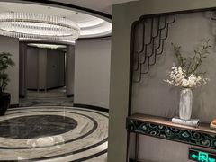 -浅深(世茂滨江精品店)