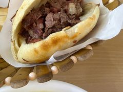 -闫家驴肉老店(华电一校店)