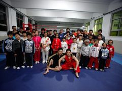 -享受健身·美体塑形馆