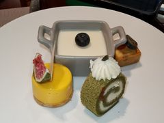-万荟轩海鲜·粤式点心自助餐厅(蓝海风万怡酒店)