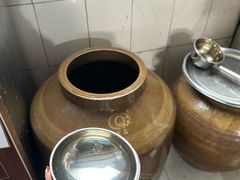 -正宗杨记普洱酸醋米线(总店)