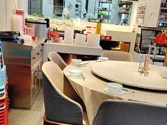 -有红鸡毛店·川菜(建设路店)