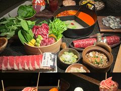 -三出山火锅(南京万象天地店)
