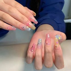 -悦指间美甲美睫