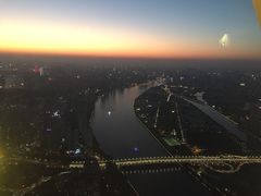 -广州塔卢特斯法国旋转餐厅