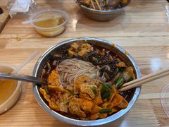 -柳州肥姨妈大骨螺蛳粉(东靖路店)