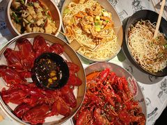 -巴厘龙虾·榜首油焖大虾(音乐学院·沿江酒馆店)