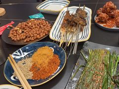 -许哥东北烧烤·铁丳烤串·宫后夹肉(繁花中心店)