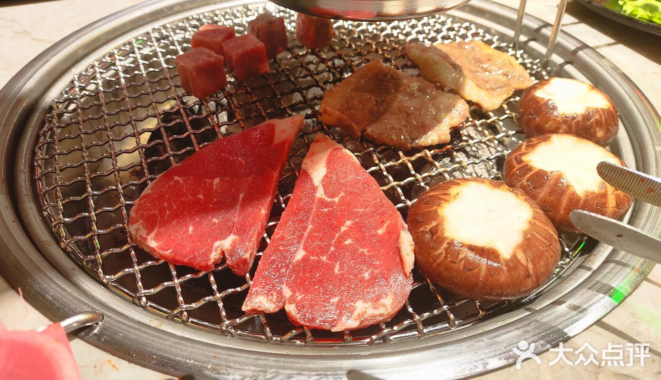 大口吃肉的感觉实在太妙了！