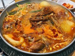 -喇喇排骨火锅·传统韩式脊骨汤(望京西园总店)